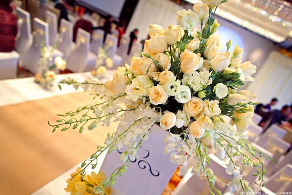 最火的结婚祝福语50句,2020闺蜜结婚祝福语朋友圈