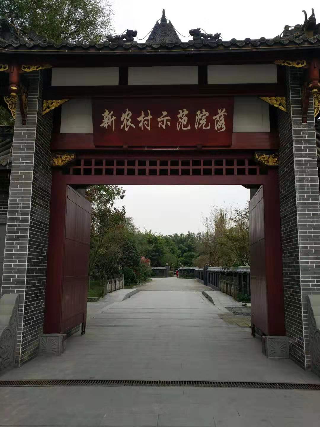 绉嬪ぉ鍦ㄦ枃浜哄ⅷ瀹㈢殑绗斾笅,绉嬪ぉ鍦ㄨ瘲浜虹殑璇楅噷