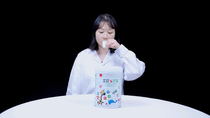 优质婴幼儿奶粉全新配方,麦蔻金装婴儿配方奶粉