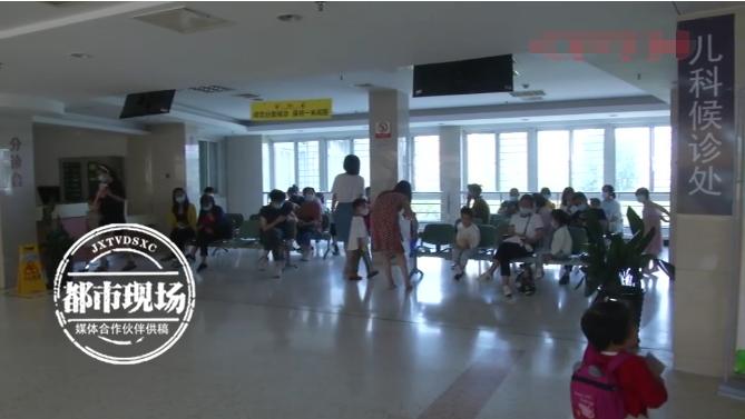 孩子突然发烧不用慌,感冒咽喉痛发烧37.5左右