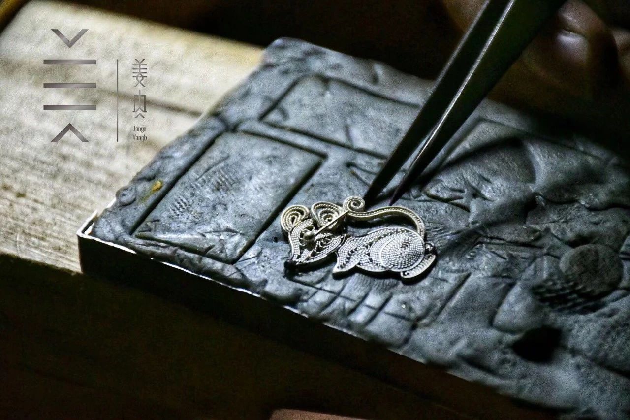 苗族创业女孩,苗族大姐讲述创业经历