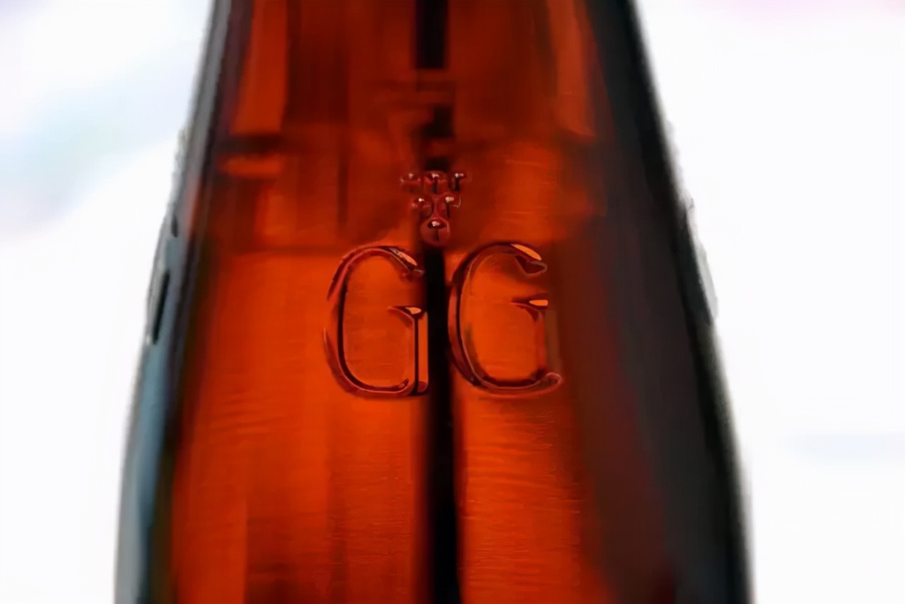 怎样识别葡萄酒的好坏,不开瓶盖如何辨别真假红葡萄酒