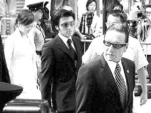 谢霆锋10亿,谢霆锋身价对比周杰伦