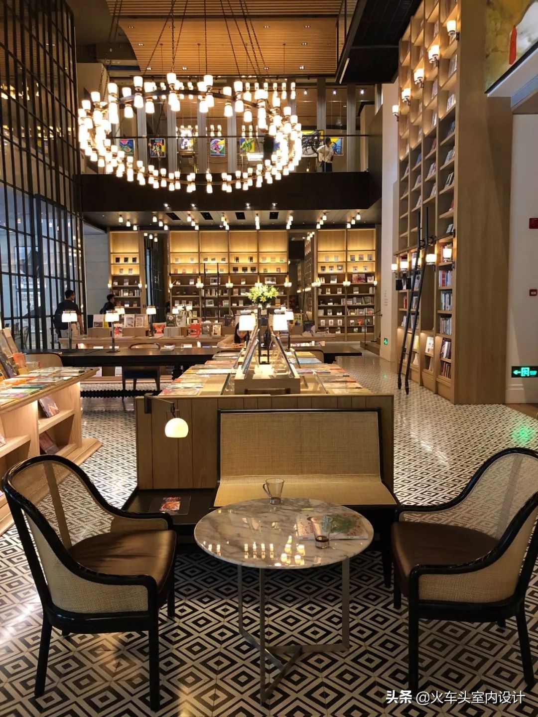 最年轻时尚设计师,最清醒的一代人