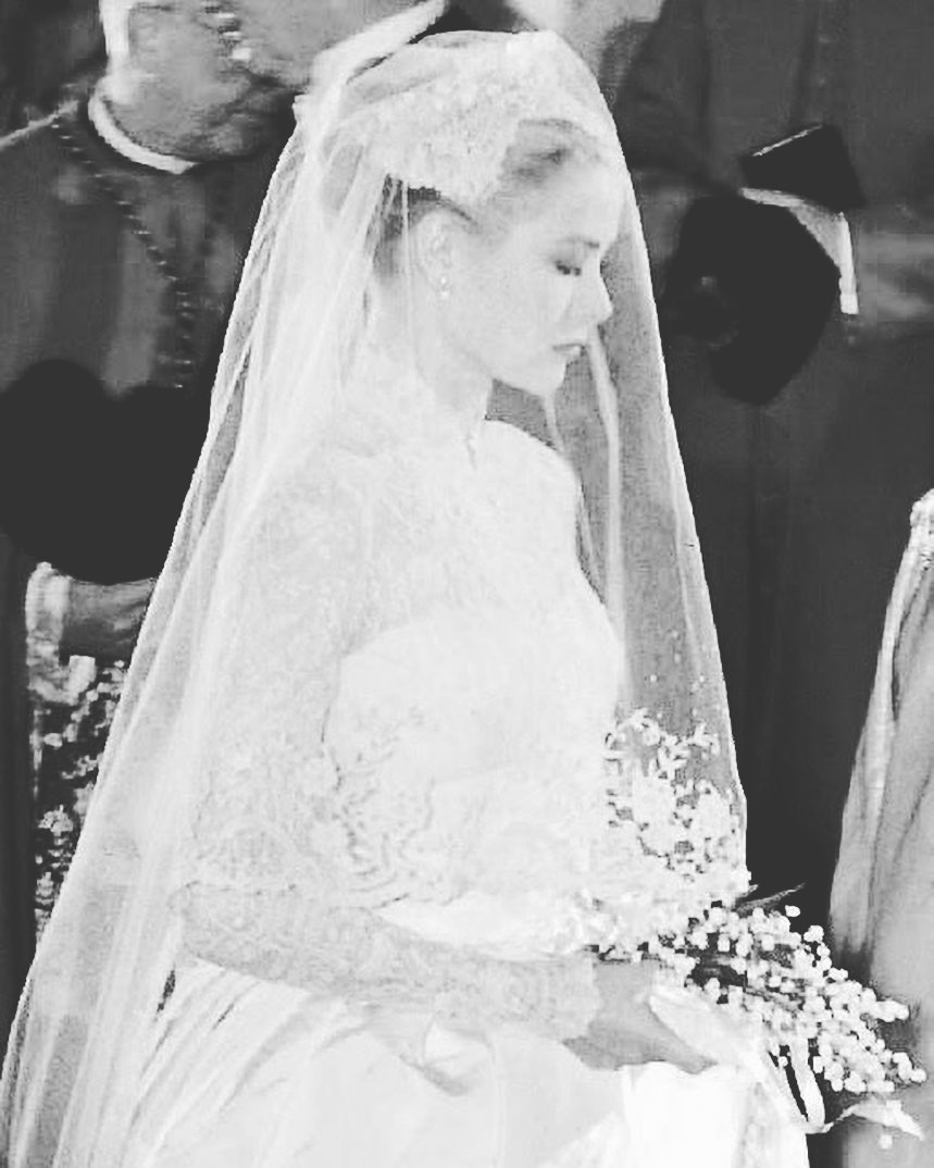 王室风格婚纱,王室婚纱