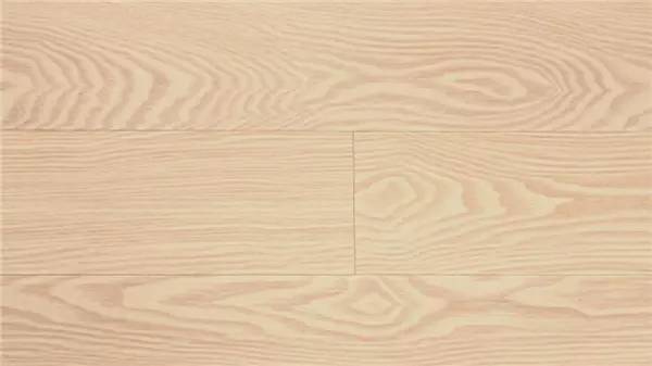 买原木地板要看品牌么,番龙眼和柚木地板比较