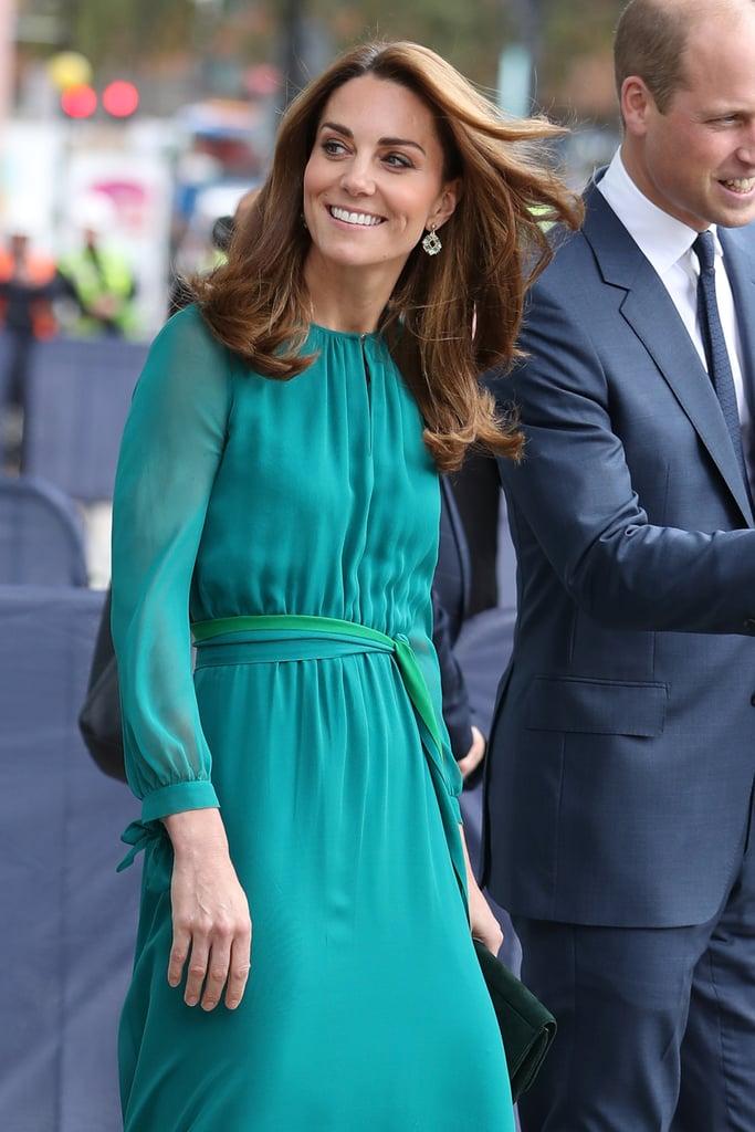 凯特王妃简约耳坠,凯特王妃耳环经典图片