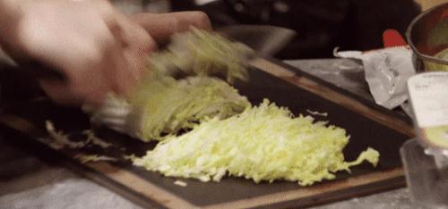 都暻秀金钟仁厨艺比拼,exo的都暻秀经历了什么性情大变