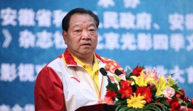 李宁和楼云,37岁老将奥运冠军