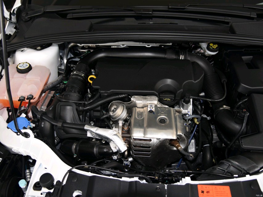 最新福特福克斯,福特福克斯stline是三缸吗