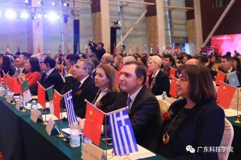 广东高考历年本科分数线一览表,广东历年高考分数线一览表