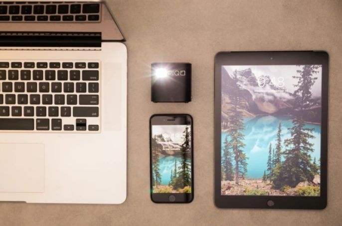 投影仪盒子可以看什么样的电影,隐藏式电影投影仪