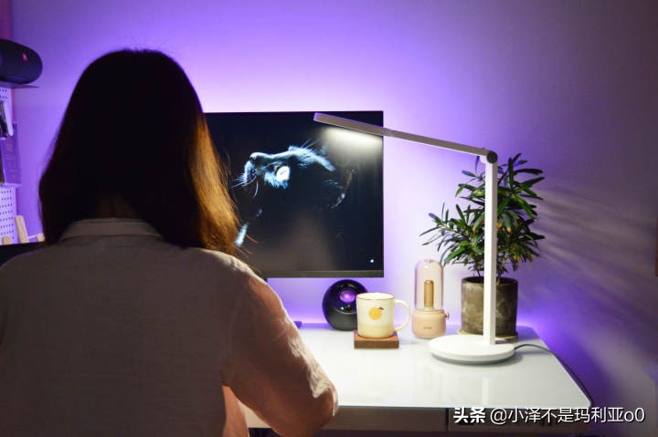 飞利浦智睿国aa级别台灯测评,国a级和国aa级台灯