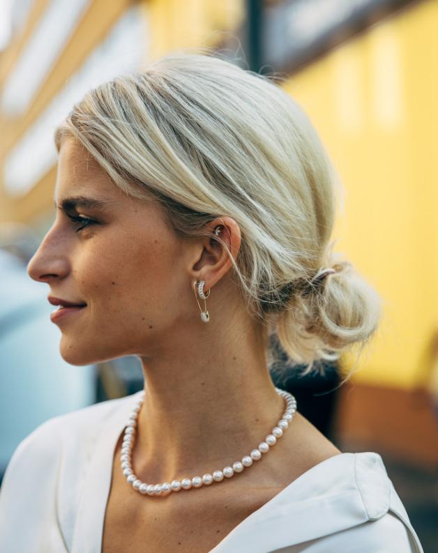 白色怎么显得高级,穿搭基础色都是什么颜色