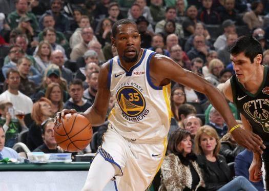 勇士打雄鹿22-23决胜时刻,勇士加时击败雄鹿高光时刻