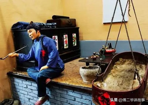 满族关于*草烟**的民俗