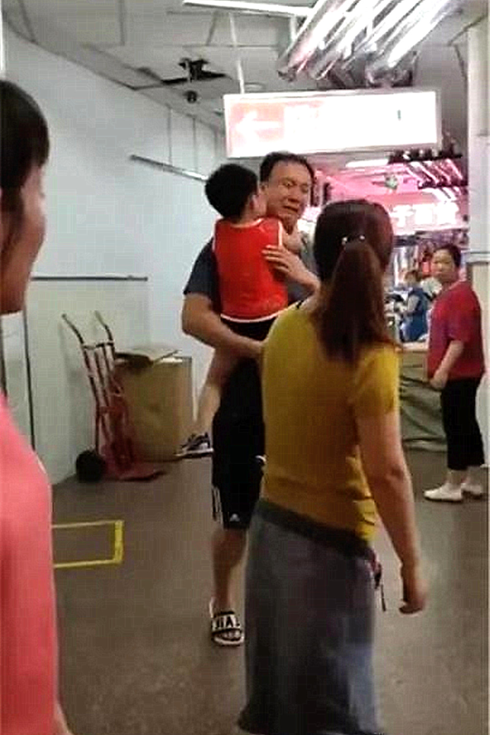 孩子丢了怎么回家,孩子走丢了怎么才能找回