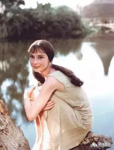 经历战乱，流产多次，嫁给3个男人，她永远是人间最美的天使！