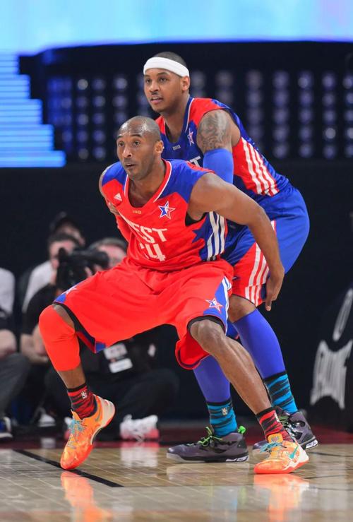 纪念科比的全明星球衣,科比全明星赛退役之战脚上穿的鞋