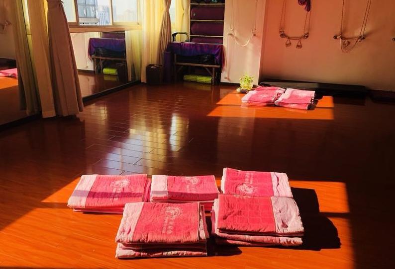 成都哪个瑜伽馆比较适合零基础的,成都郫县团结瑜伽馆