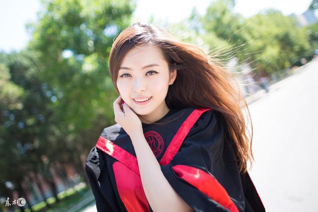 小说：五岁女孩快拼五阶魔方，这是什么妖孽少女？