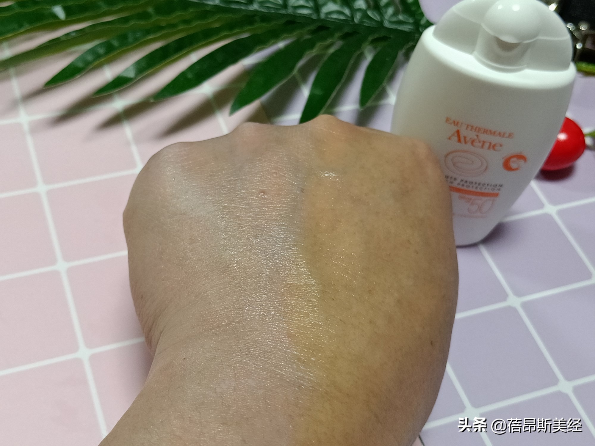 雅漾自然倍护防晒霜,雅漾自然倍护防晒乳测评