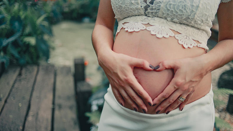 胎儿的求救信号,胎动异常胎儿求救信号是什么