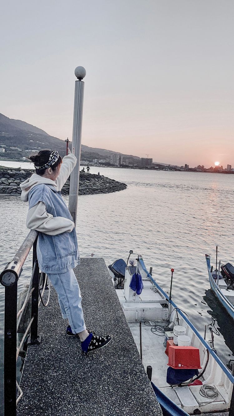 一年四季可穿的百搭背心 (韩版的宽松背心搭配)