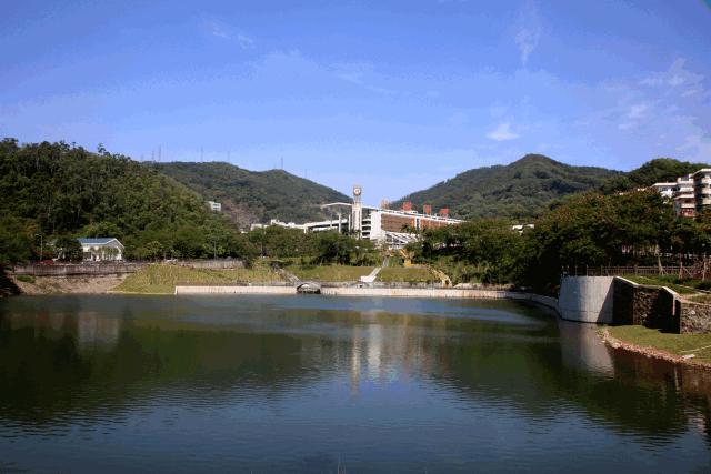 深圳红岭中学有几个校区,深圳红岭中学有多厉害