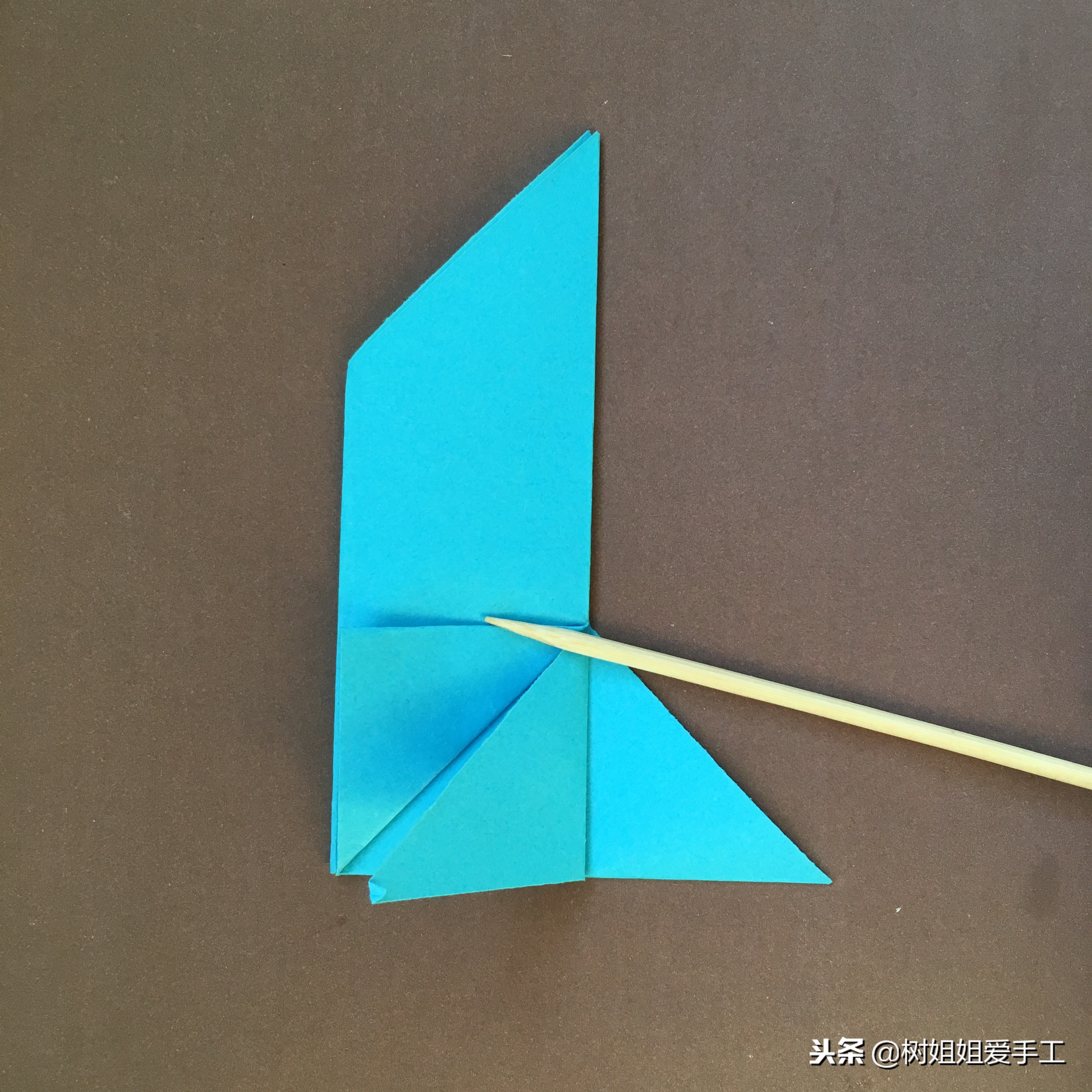 手工鱼嘴巴折法,十七秒折大嘴鱼