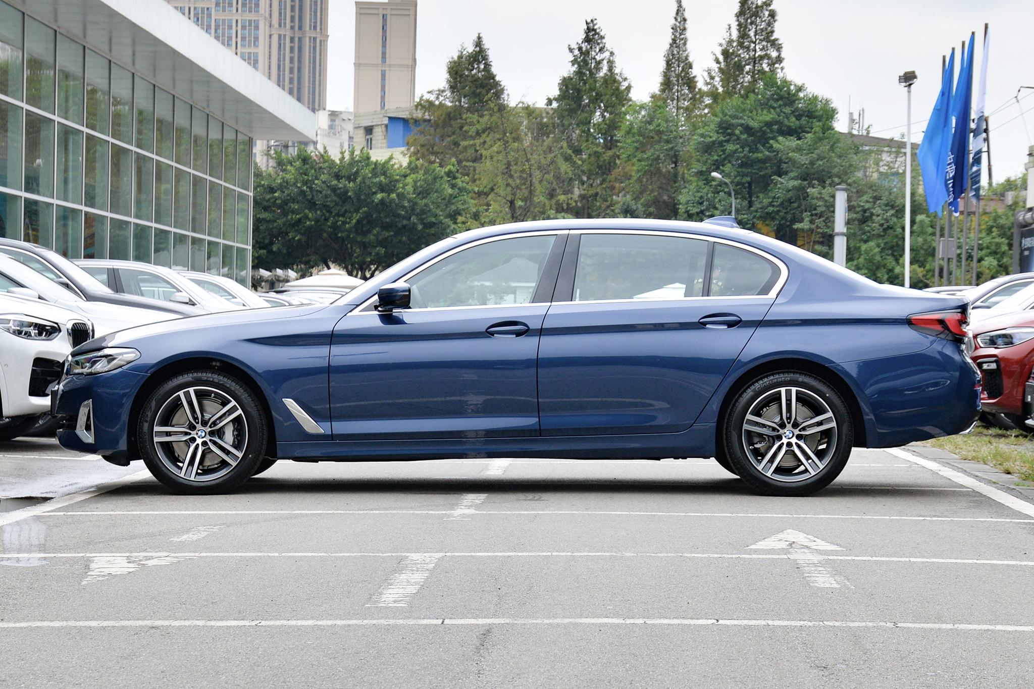 试驾宝马5系新款,新款宝马5系试驾体验