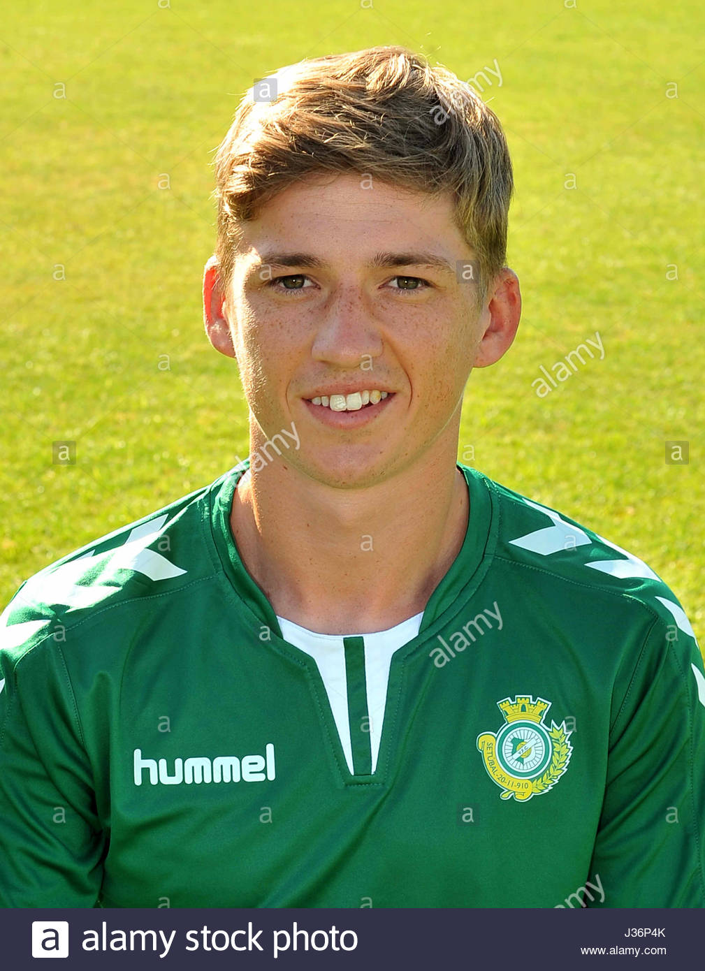 足球世界梅西十佳球,足坛有多少球王