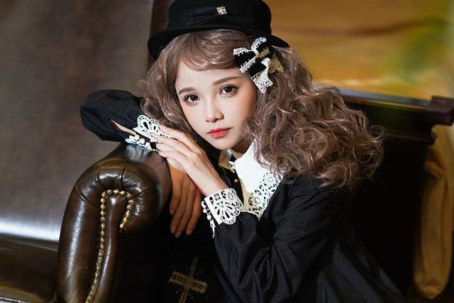 同是洛丽塔圈子的顶流，安然的人气，为什么比*党**妹低这么多？