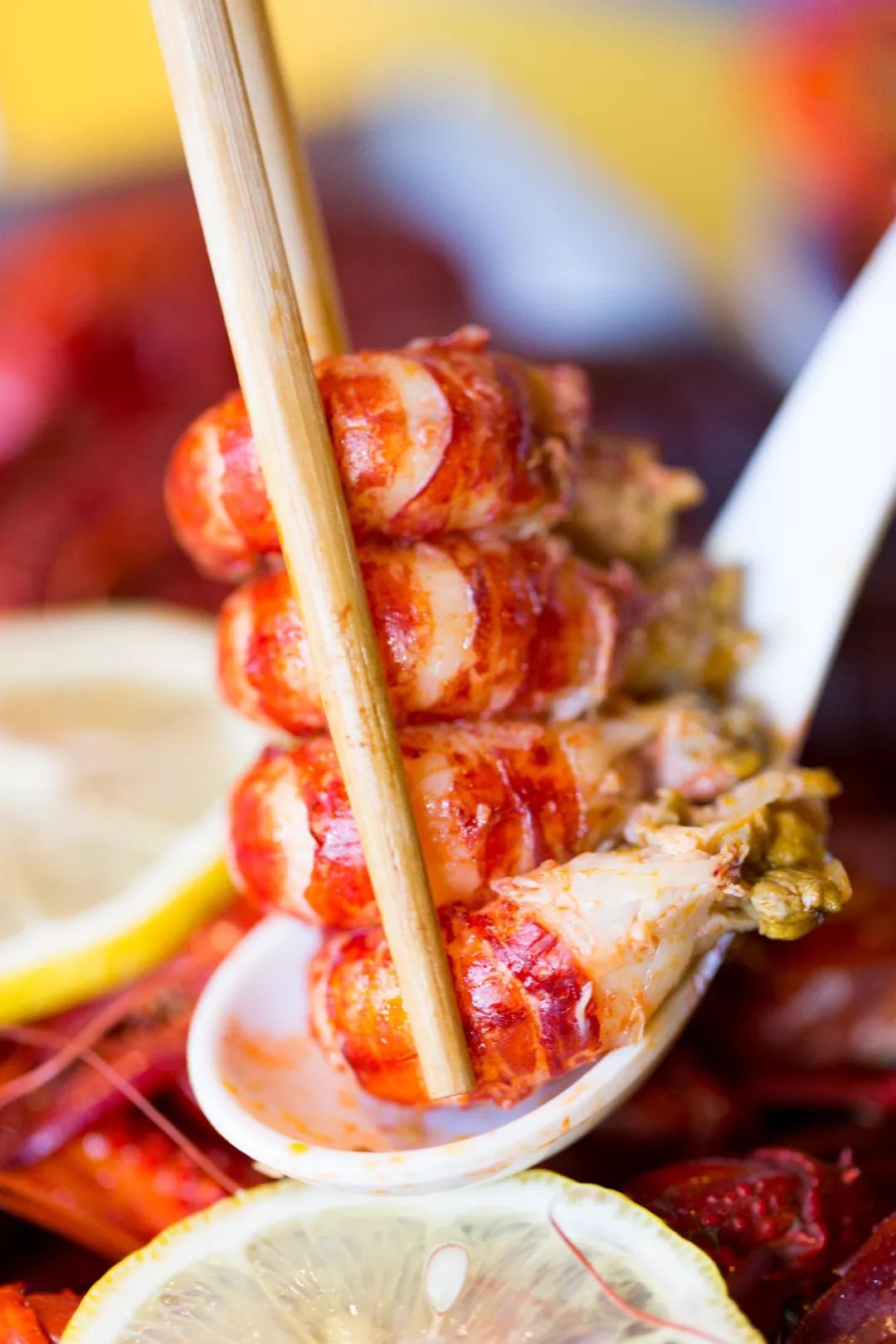 半个娱乐圈都打卡的眼镜小腰在簋街开店了！竟然3天五折！