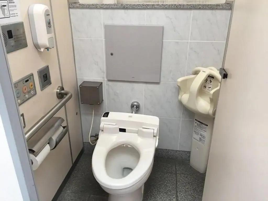 女性小便后,为什么有人不喜欢擦?到底需要用纸巾擦拭*处私**吗?