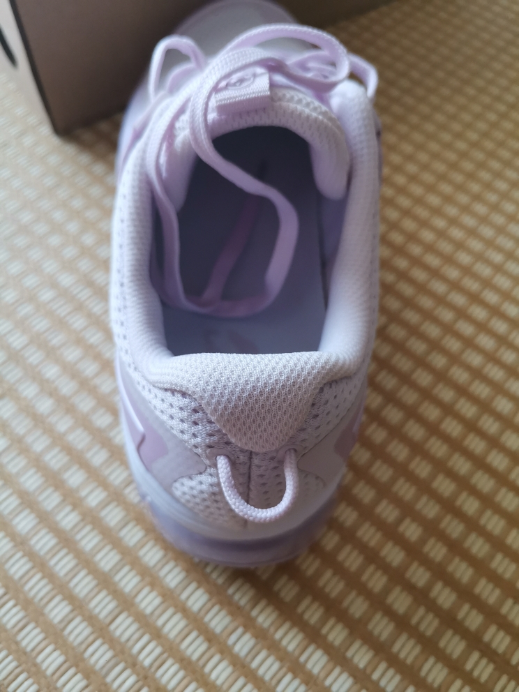 女跑步鞋推荐李宁,李宁跑步鞋女款哪个好