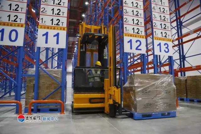 抗击疫情人员责任和担当,抗击疫情坚守岗位责任