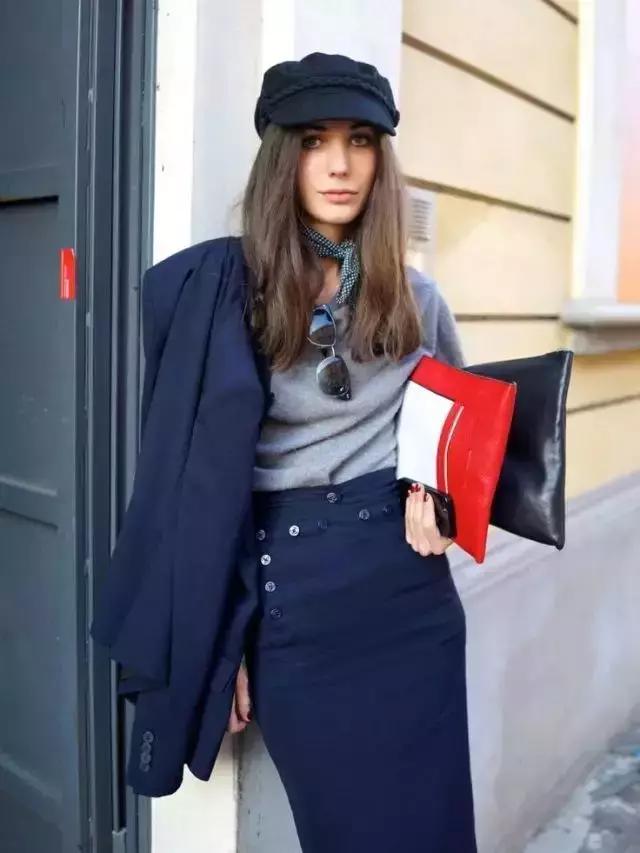 帽子围巾一体的戴起来很暖和,帽子围巾好时髦