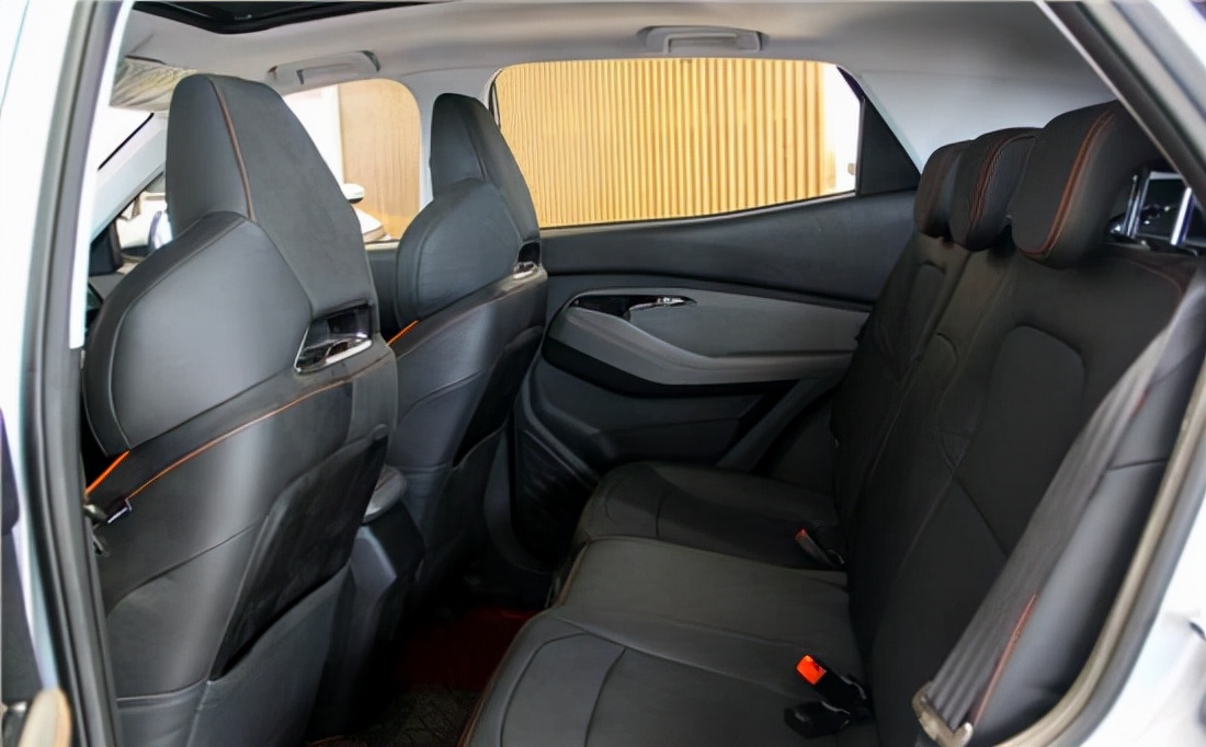 宝骏rs-3新年能卖多少辆,新宝骏rs-3最低价格