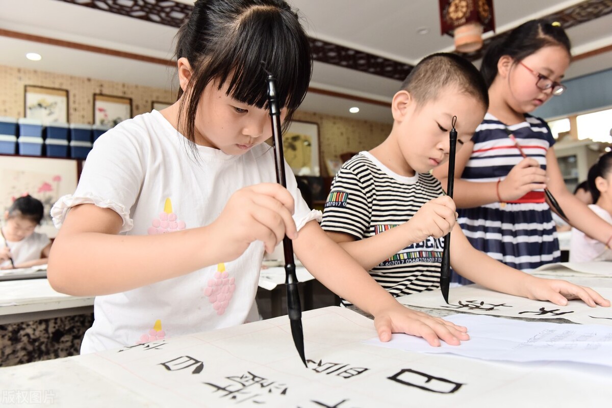 毛笔小楷书法教学入门,少儿毛笔书法基础知识教程