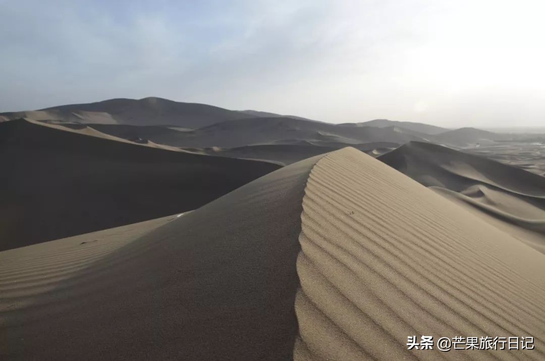 女孩辞职从广州去甘肃*疆新**旅行，途经敦煌哈密有惊无险的难忘经历