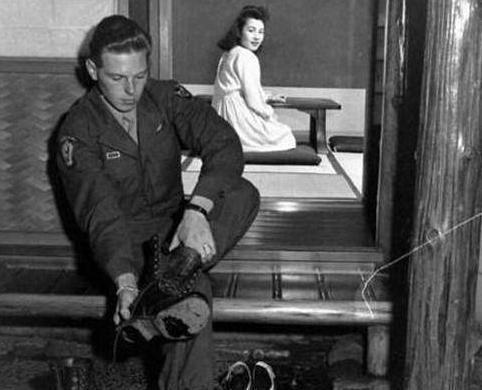 二战时期日本女人有多凶狠,二战中的日本在干啥