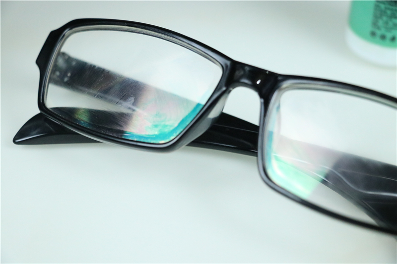 眼镜如何清洗才能不留水印,眼镜怎么清洗能减少磨痕