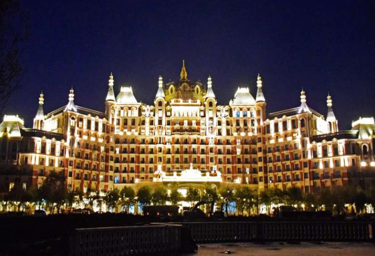 千亿巨头违约，新华联债务危机！牵连12家A股公司，能反转么？