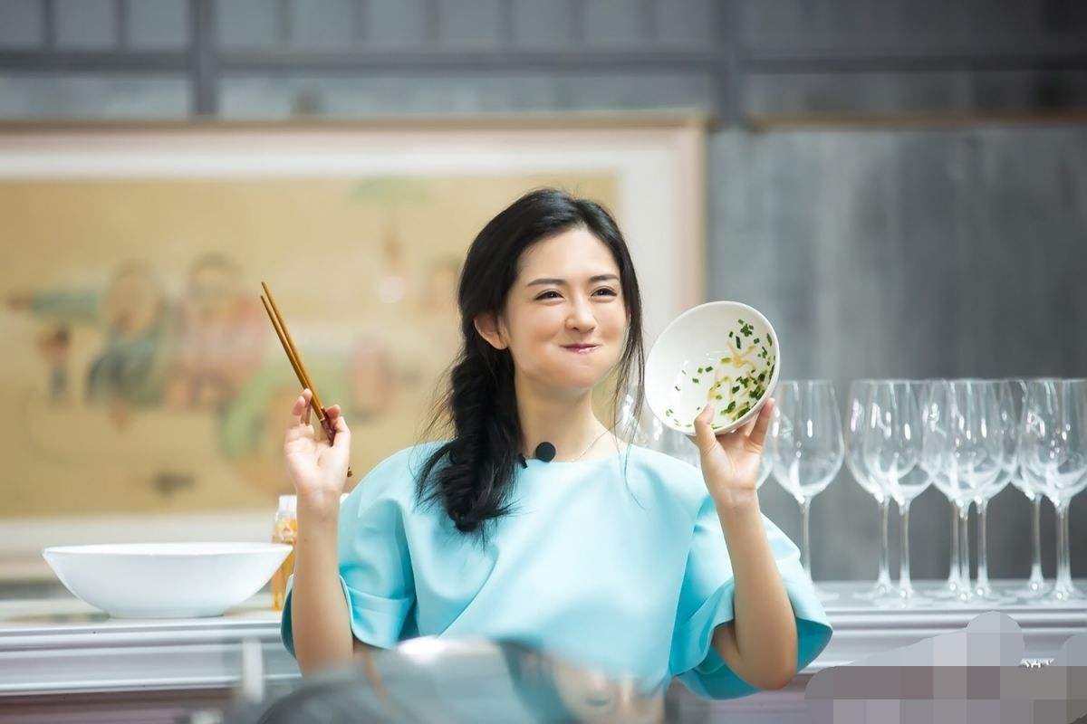 谢娜被郭德纲调侃完整版,沈腾谢娜李诞对蒋梦婕的评价