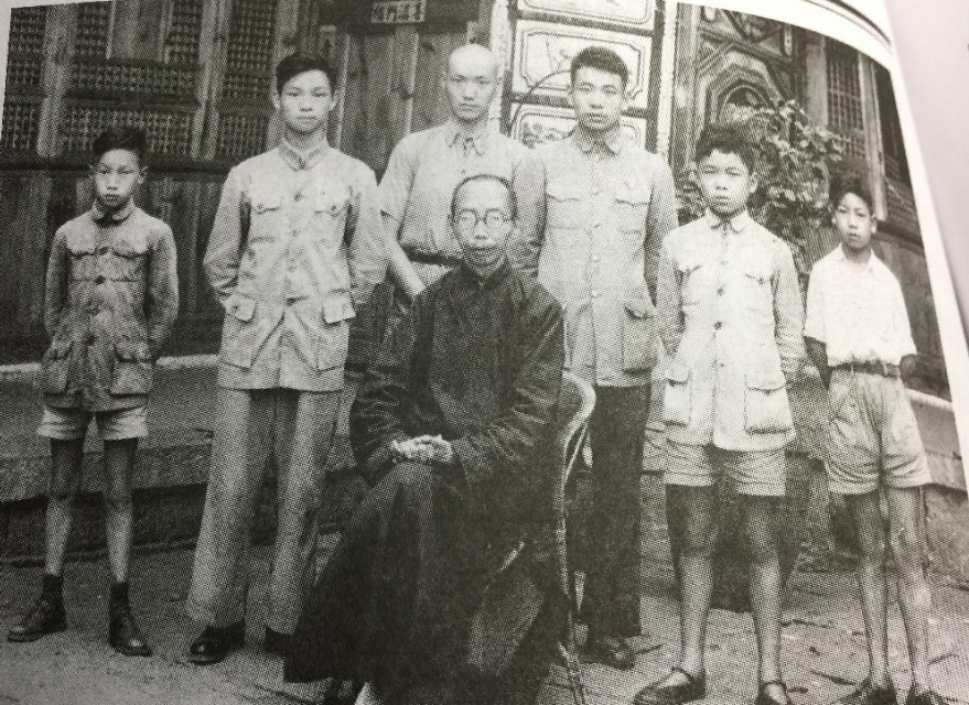 桃李不言下自成蹊今天大理人为他送行