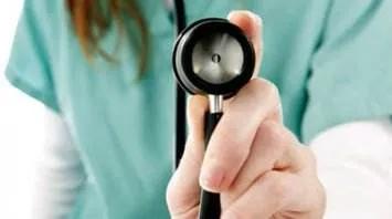 输卵管积水微创手术怀孕几率多少,输卵管伞端粘连积水能自然怀孕吗