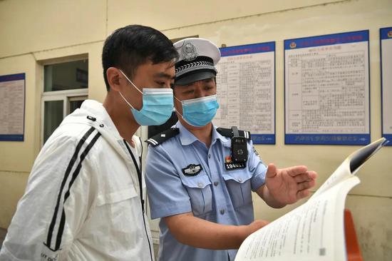 当一名交警累不累,当一名警察的过程