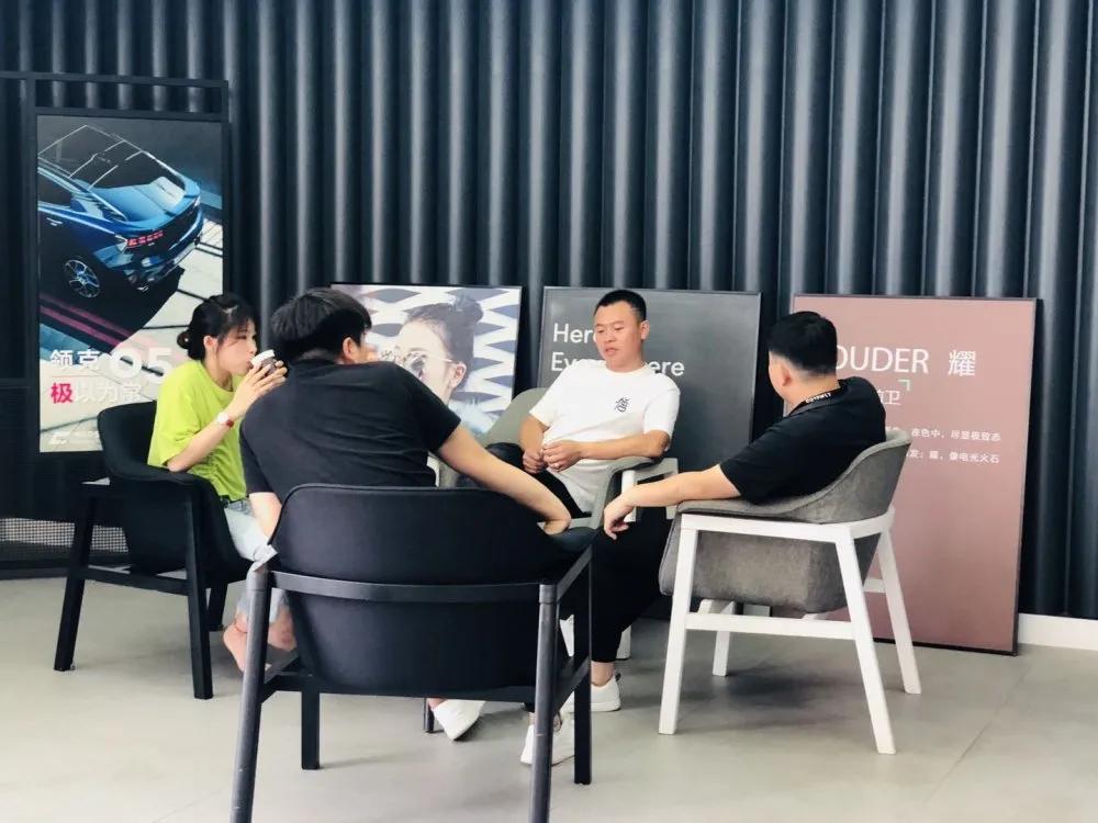 燃情high购年中狂欢 (年中狂欢燃情high购)