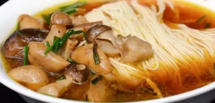 不输阳澄湖的大闸蟹鲜到上头,金秋时节的大闸蟹太美味了